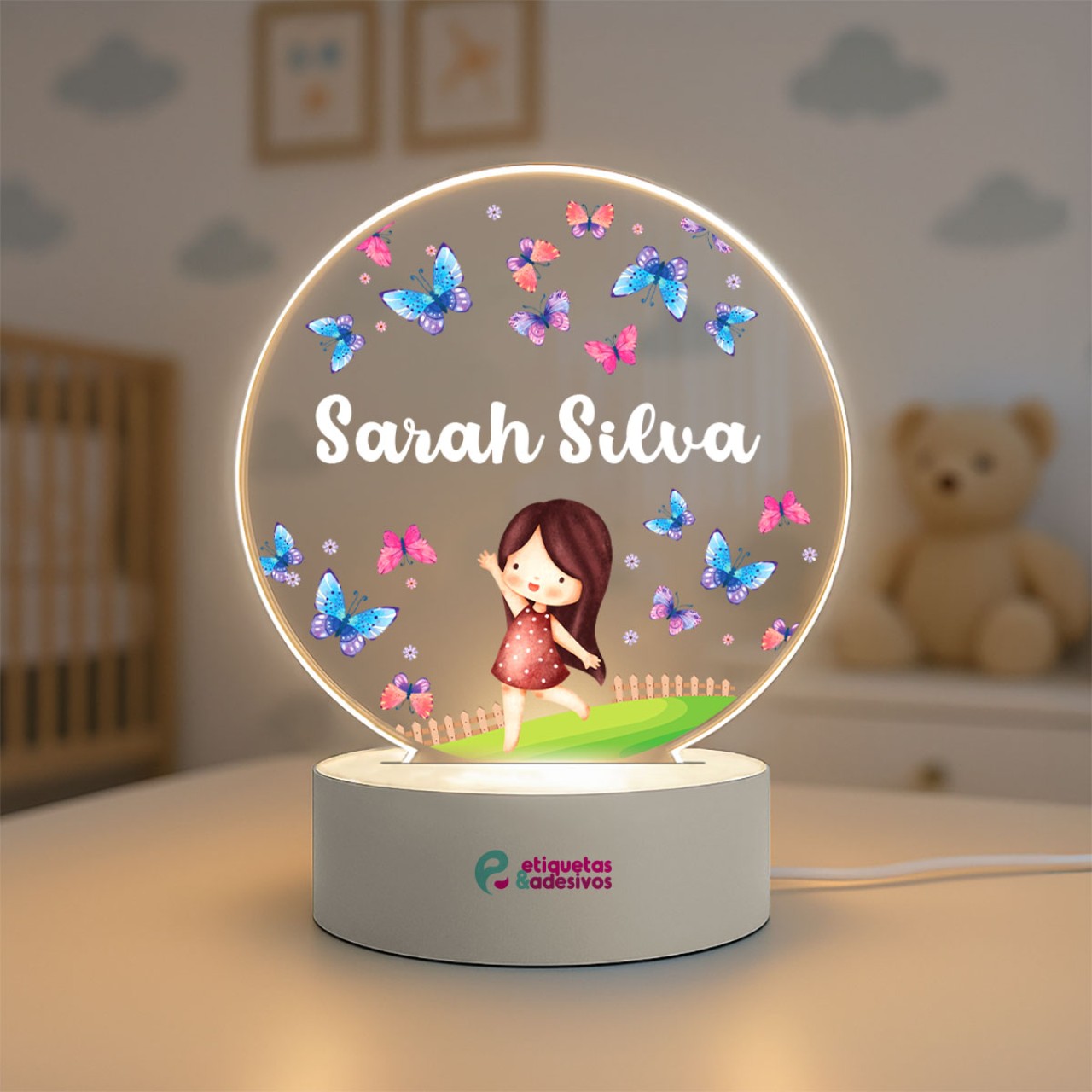 Luminária Borboleta com Menina e nome personalizado