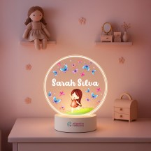 Luminária Borboleta com Menina e nome personalizado