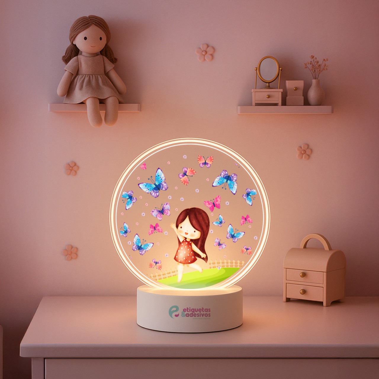 Luminária Borboletas e Menina