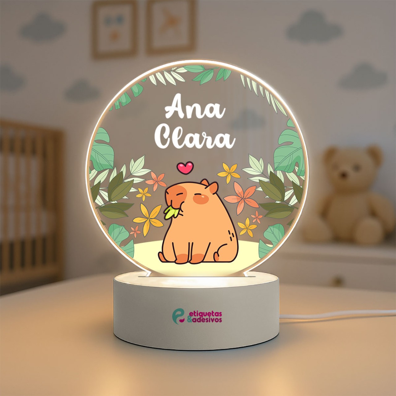 Luminária capivara em nome personalizado