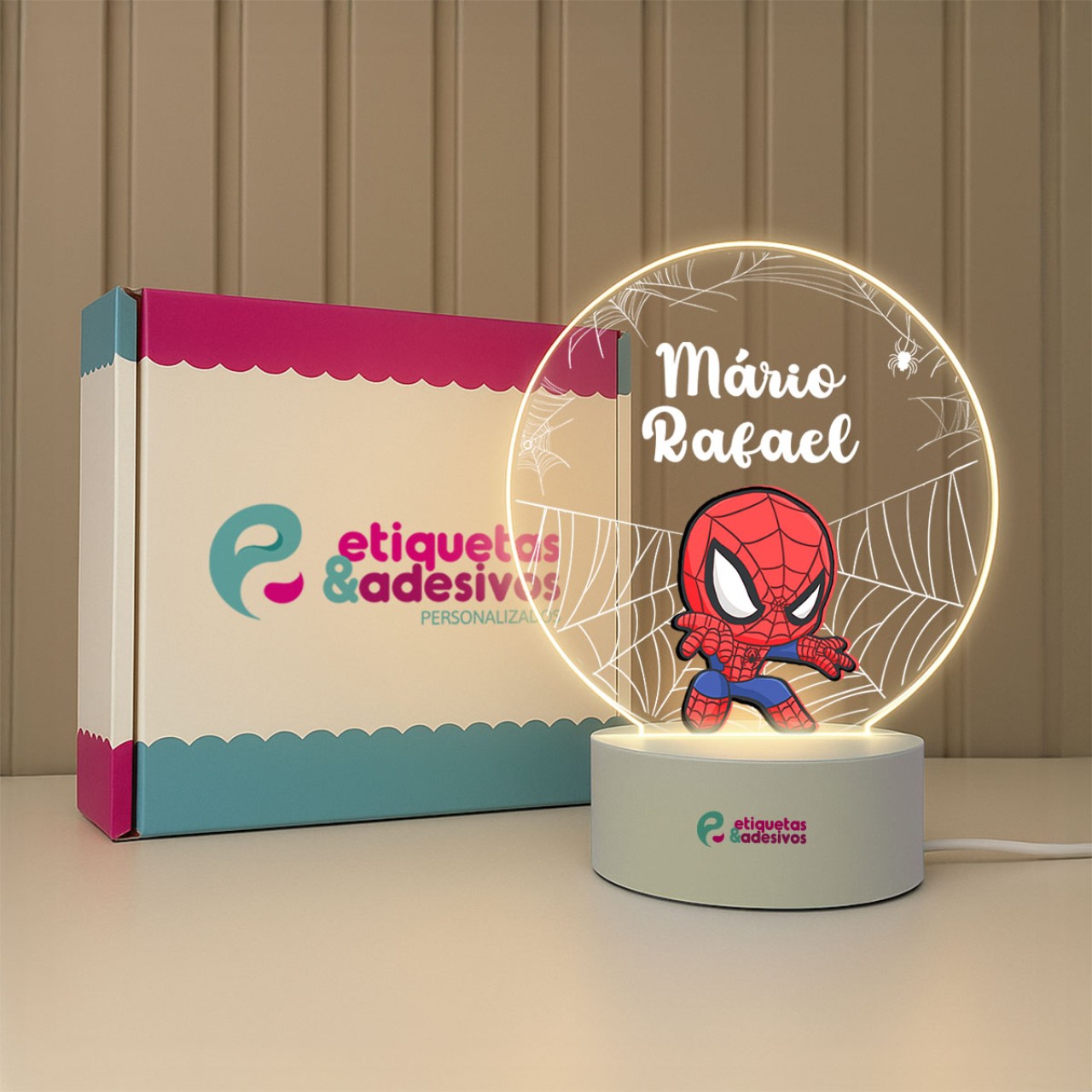Luminária Homem Aranha com nome personalizado
