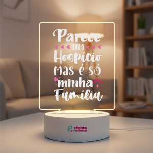 Luminária Parece um Hospício