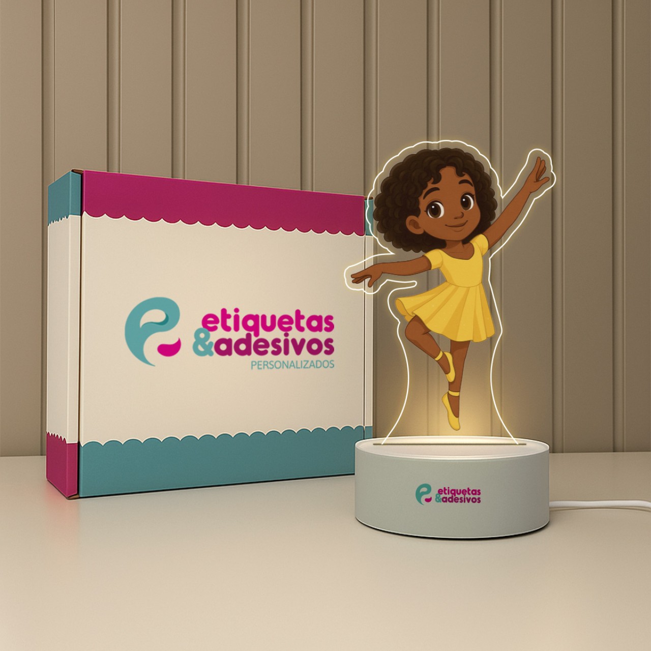 Luminária Bailarina Helena Especial
