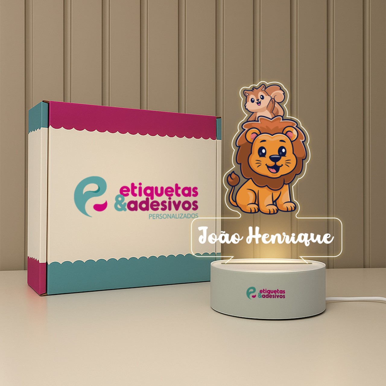 Luminária Leãozinho Especial com nome personalizado