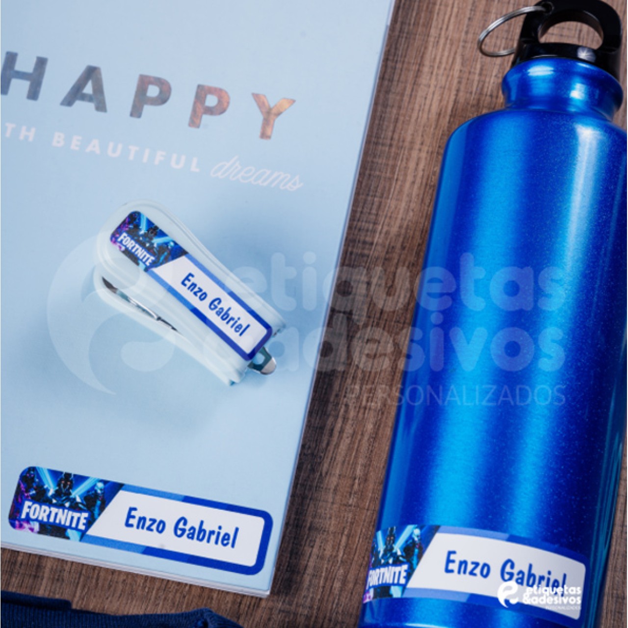 Kit promocional com desenho