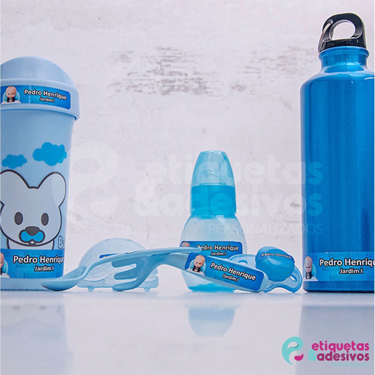Kit Escolar TURBINADO com tema