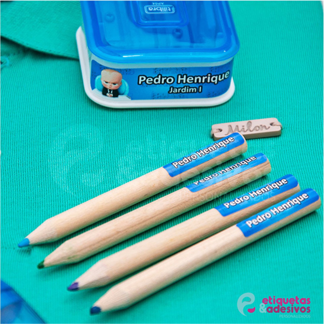 Kit promocional com desenho