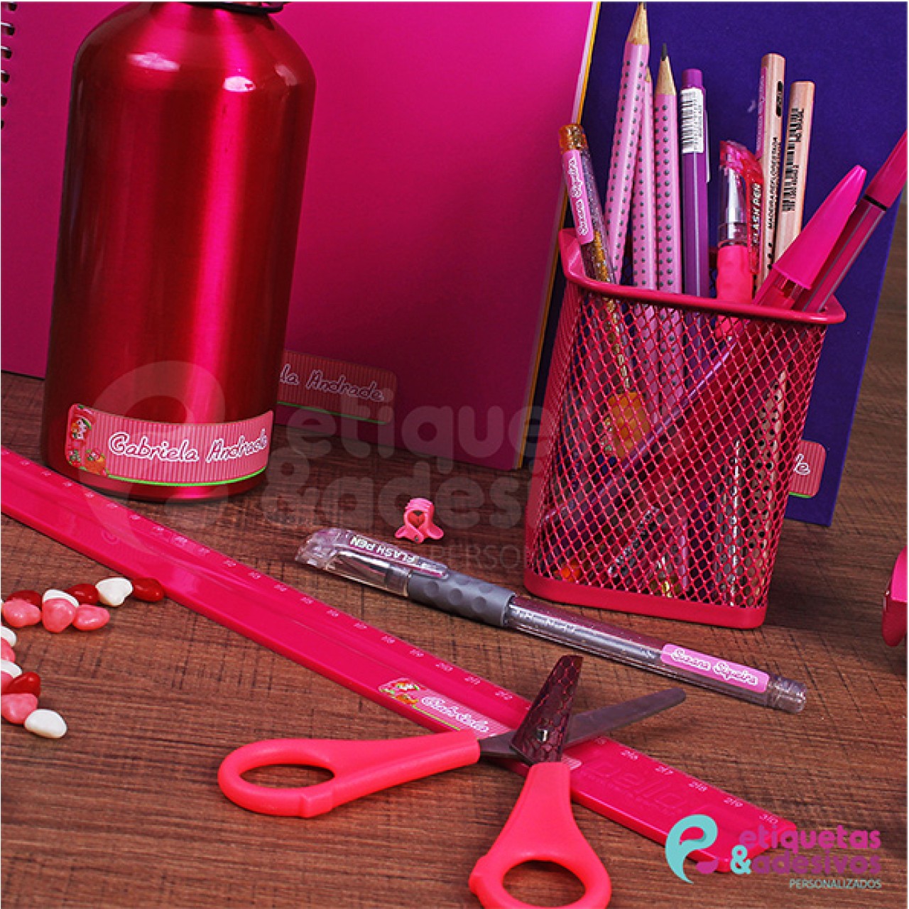 KIT ADESIVAS COM DESENHO